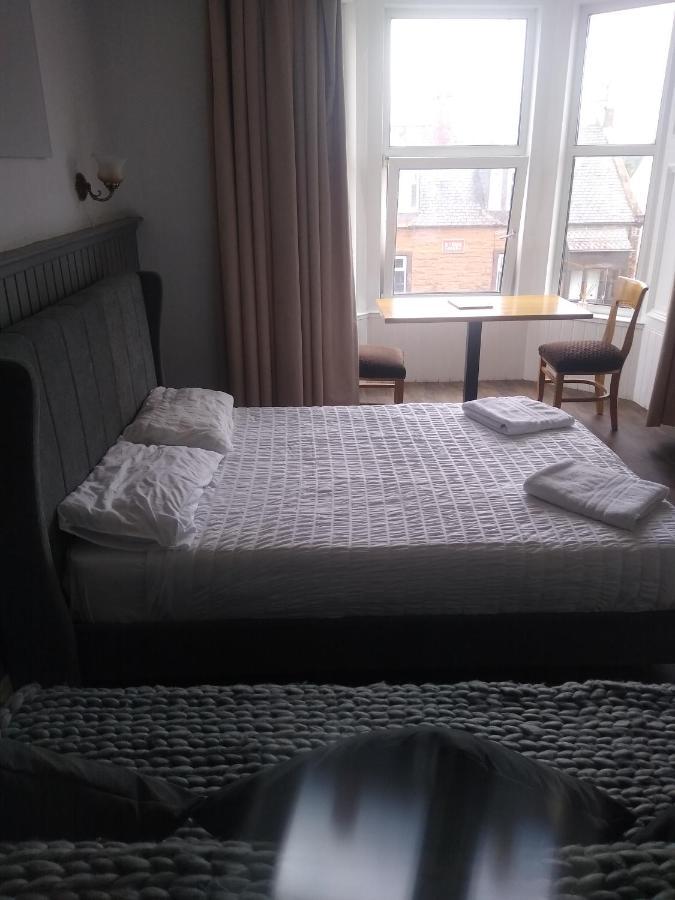 The Townhouse Accommodation Dumfries Eksteriør billede