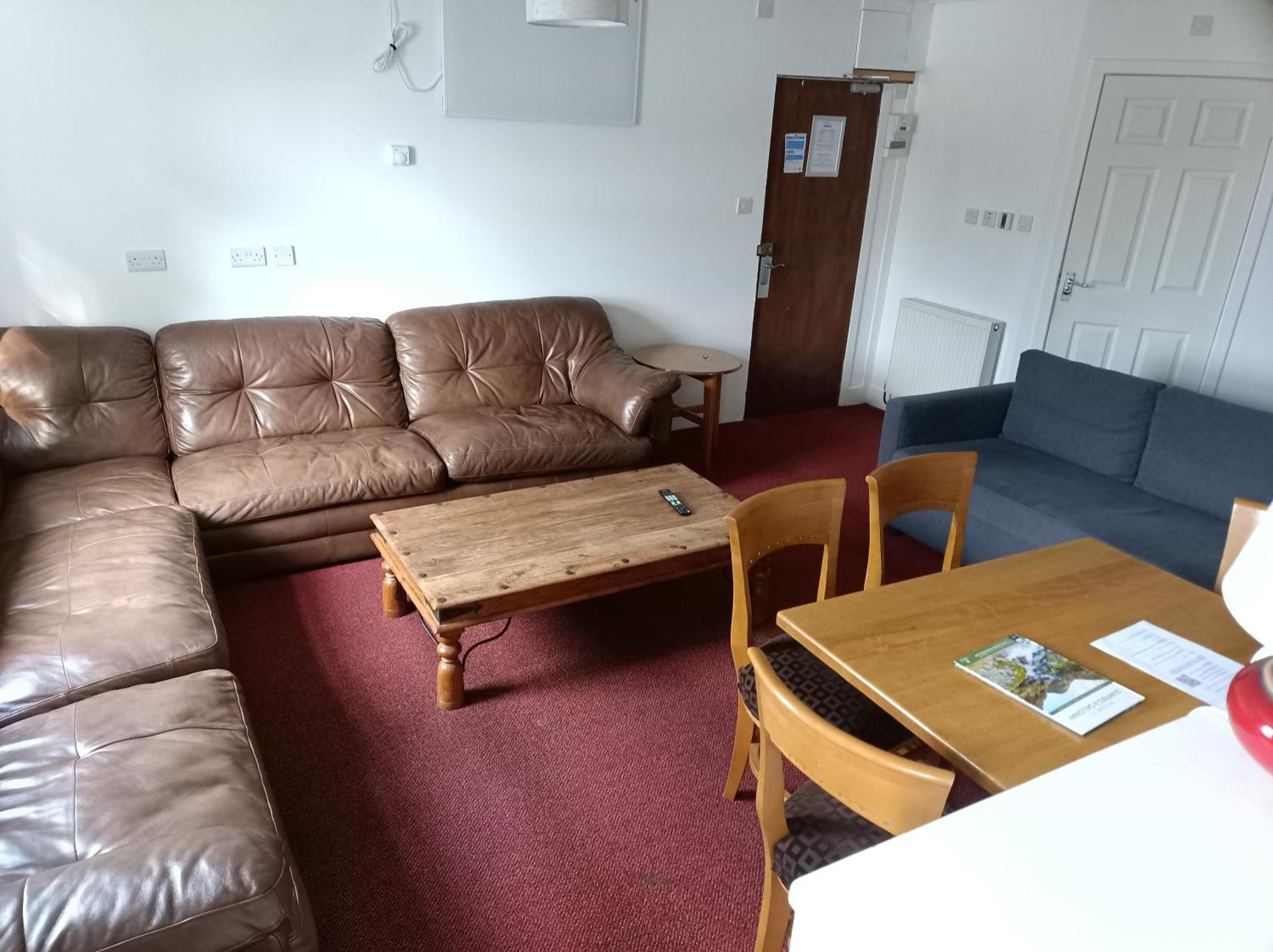 The Townhouse Accommodation Dumfries Eksteriør billede